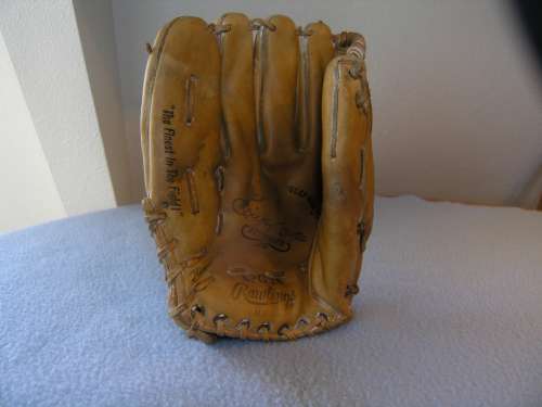 Mickey Mantle Rawlings XPG26 Front